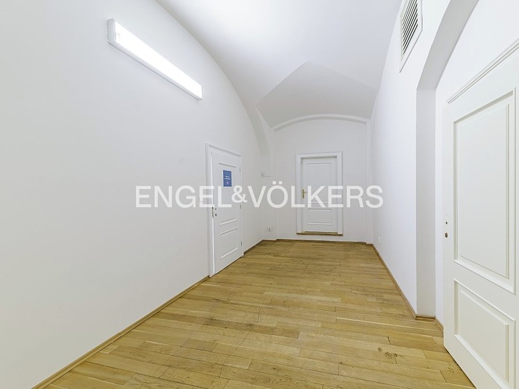Pronájem kanceláře 81 m² - foto 6