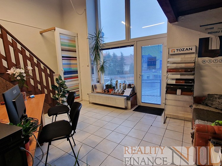 Pronájem obchodního prostoru 25 m² - foto 4