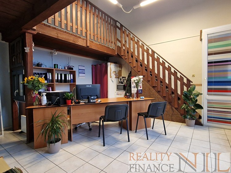 Pronájem obchodního prostoru 25 m² - foto 2