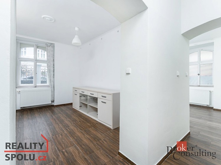 Pronájem kanceláře 53 m² - foto 8