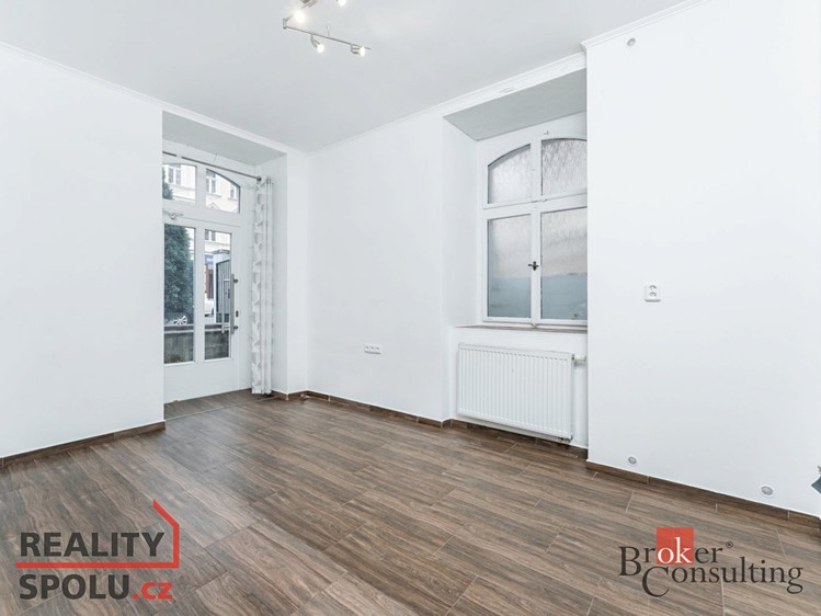 Pronájem kanceláře 53 m² - foto 6