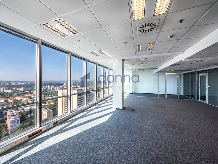 Pronájem kanceláře 290 m² - foto 1