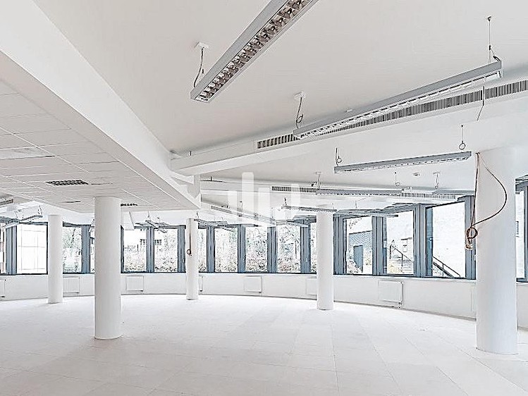 Pronájem kanceláře 537 m² - foto 8