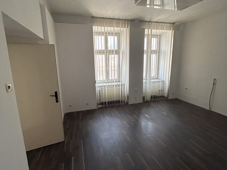 Pronájem kanceláře 43 m² - foto 4