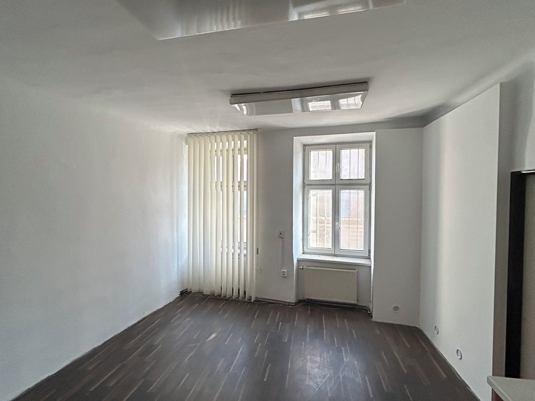 Pronájem kanceláře 43 m² - foto 7