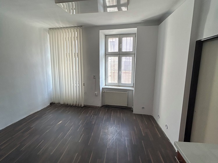 Pronájem kanceláře 43 m² - foto 6