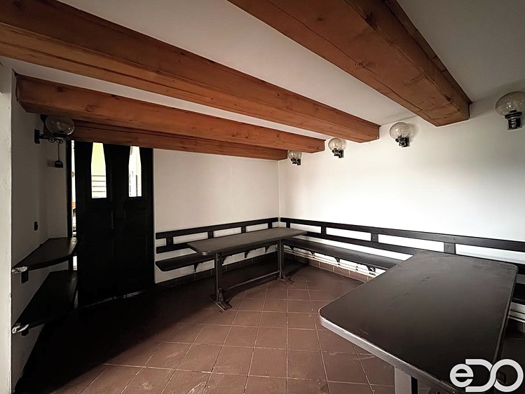 Pronájem kanceláře 99 m² - foto 4