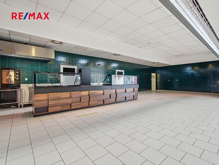 Pronájem obchodního prostoru 181 m² - foto 6