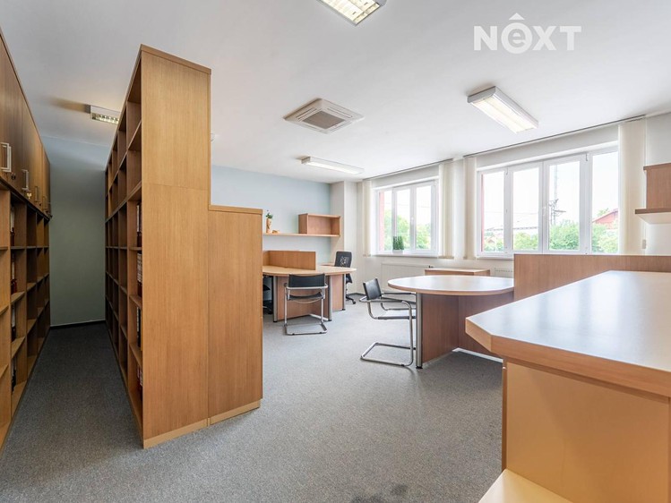Pronájem kanceláře 121 m² - foto 3
