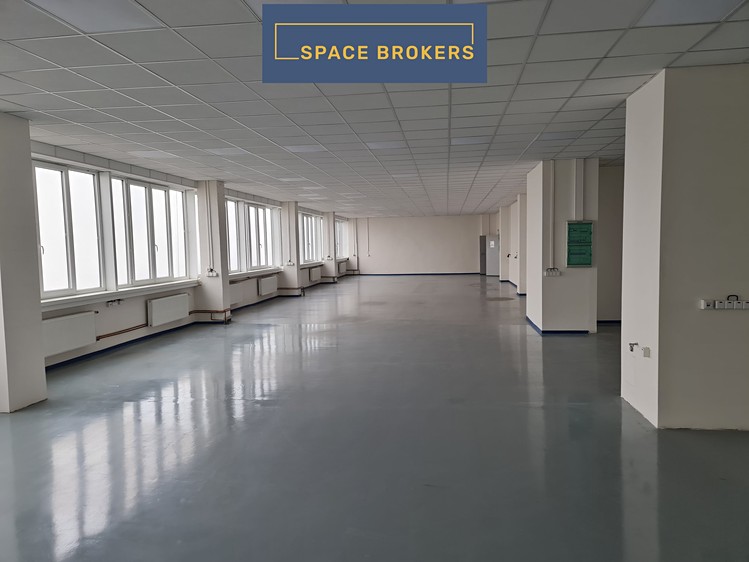 Pronájem skladového prostoru 300 m² - foto 4