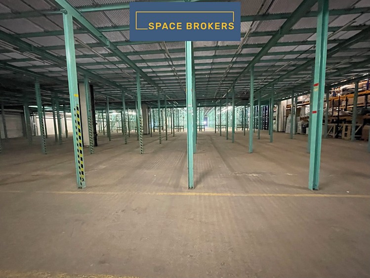 Pronájem skladového prostoru 2 880 m² - foto 4