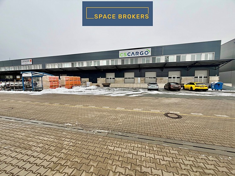 Pronájem skladového prostoru 1 601 m² - foto 1