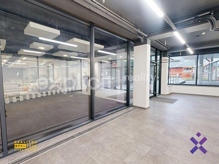 Pronájem obchodního prostoru 113 m² - foto 3