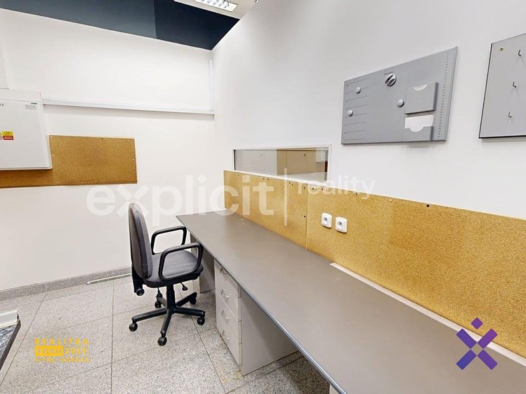 Pronájem obchodního prostoru 37 m² - foto 8