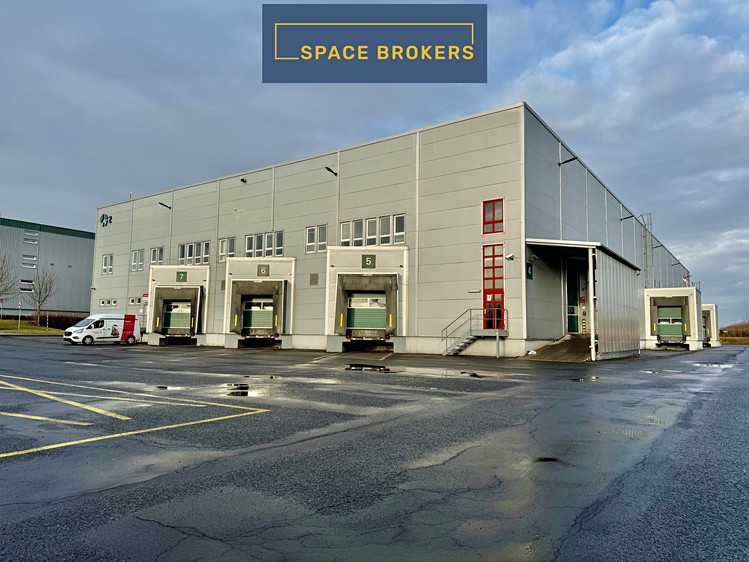 Pronájem skladového prostoru 3 015 m² - foto 1