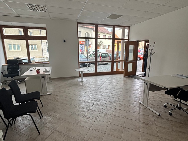 Pronájem obchodního prostoru 42 m² - foto 8