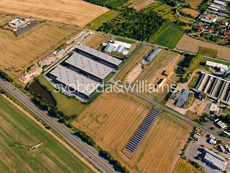 Pronájem výrobní haly, prostoru 5 600 m² - foto 5