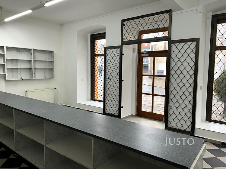 Pronájem obchodního prostoru 60 m² - foto 3