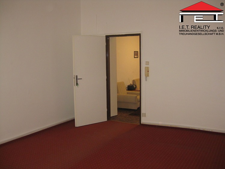 Pronájem kanceláře 39 m² - foto 4