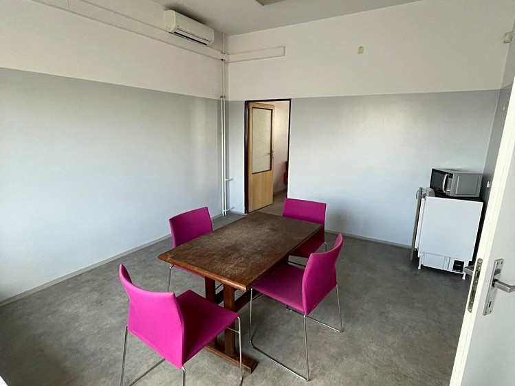 Pronájem kanceláře 118 m² - foto 6