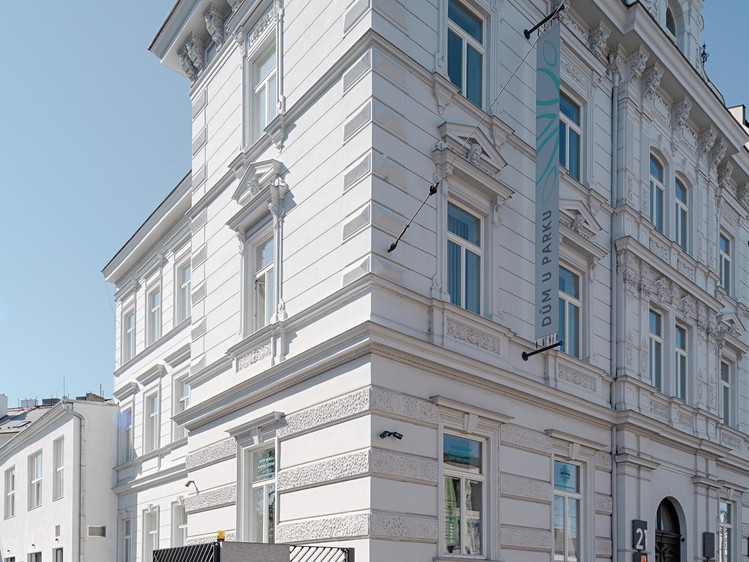 Pronájem kanceláře 155 m² - foto 4