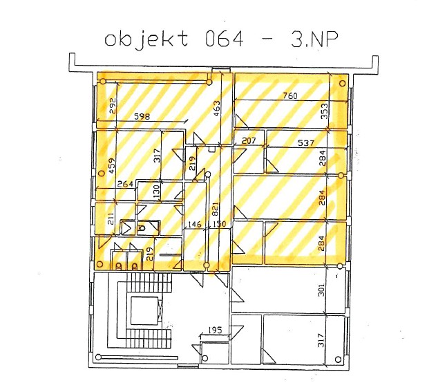Pronájem kanceláře 200 m² - foto 4