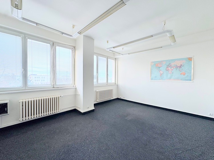 Pronájem kanceláře 34 m² - foto 2