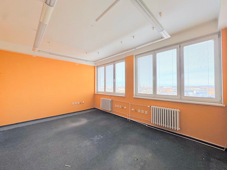 Pronájem kanceláře 34 m² - foto 6