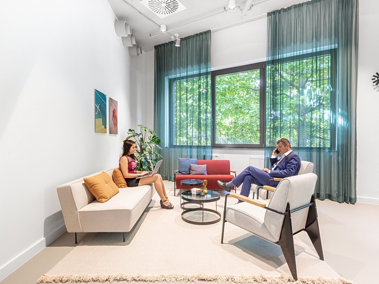 Pronájem kanceláře 75 m² - foto 8
