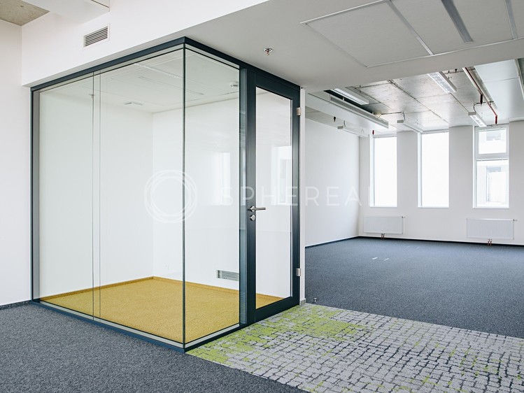 Pronájem kanceláře 380 m² - foto 6