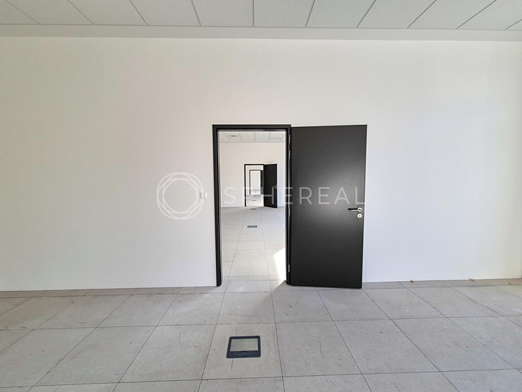 Pronájem kanceláře 450 m² - foto 6