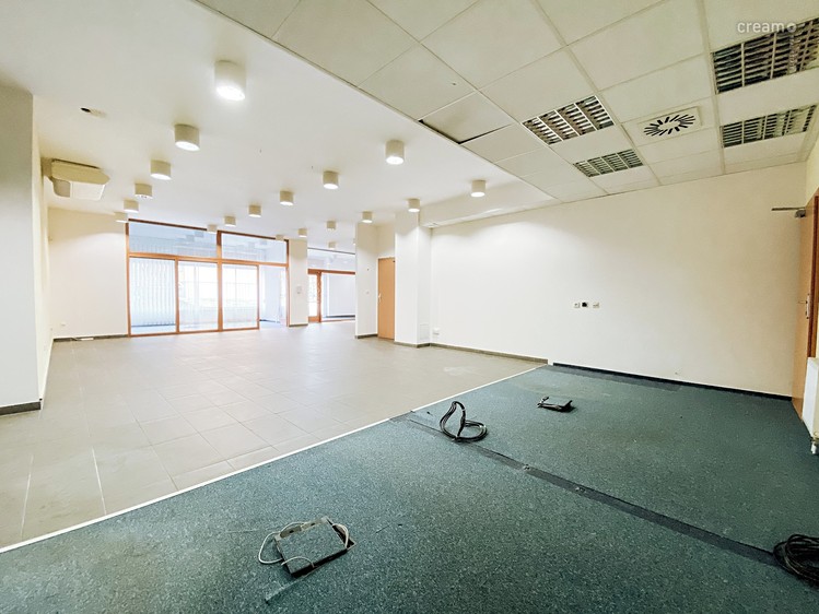 Pronájem kanceláře 211 m² - foto 6