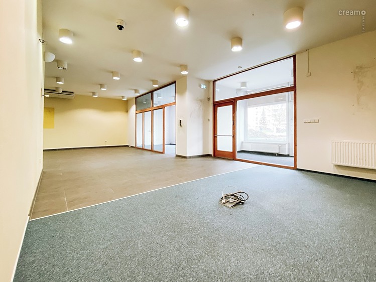 Pronájem kanceláře 211 m² - foto 5