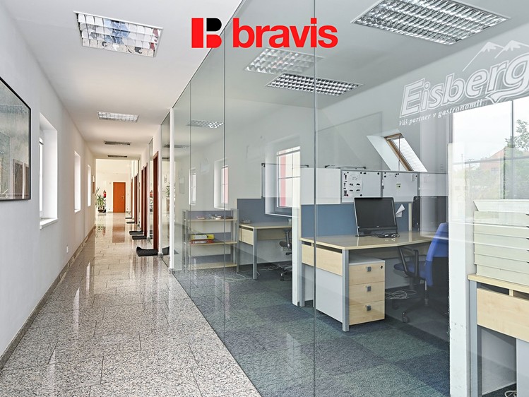 Pronájem kanceláře 1 016 m² - foto 3