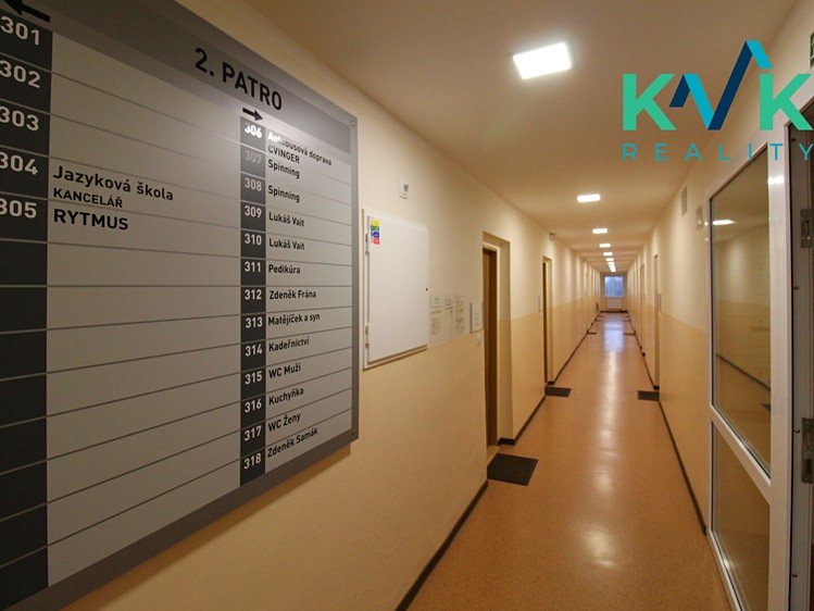 Pronájem kanceláře 24 m² - foto 5
