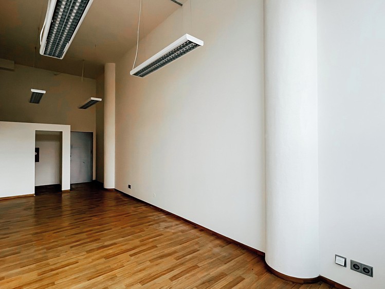 Pronájem kanceláře 28 m² - foto 5
