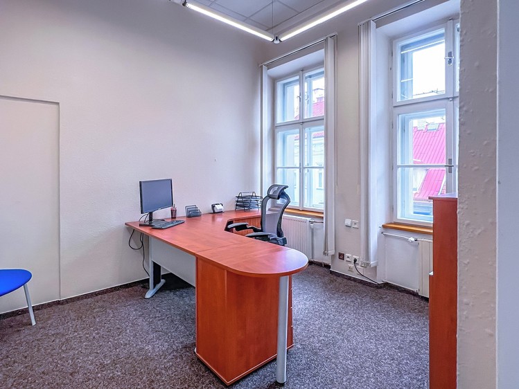 Pronájem kanceláře 16 m² - foto 4