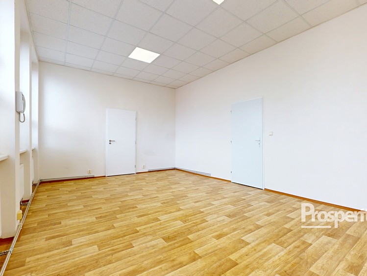 Pronájem kanceláře 34 m² - foto 5
