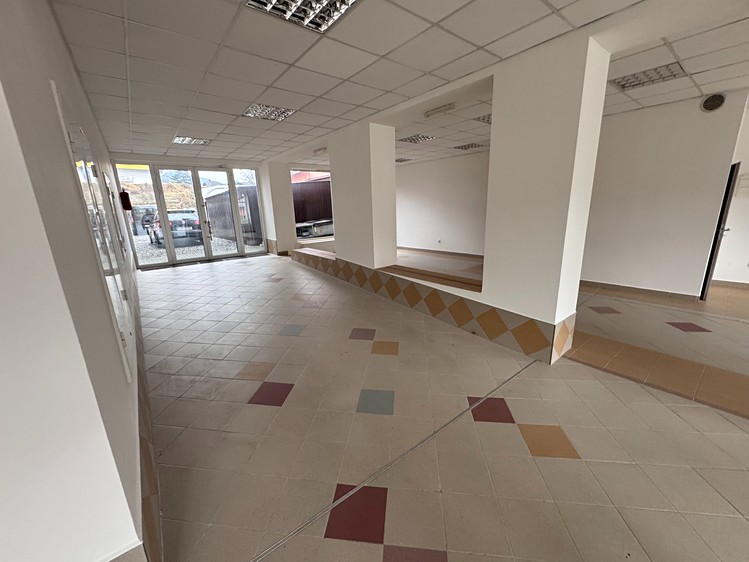 Pronájem obchodního prostoru 232 m² - foto 2