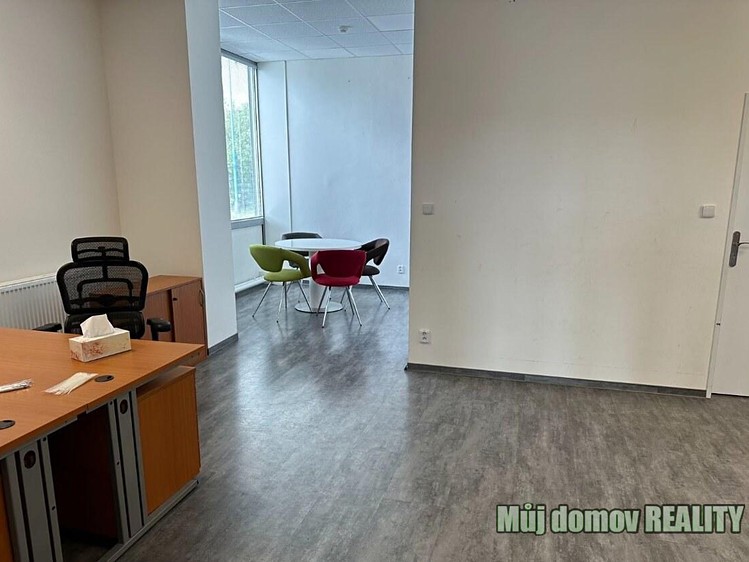 Pronájem obchodního prostoru 79 m² - foto 5