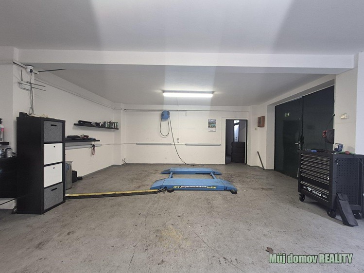 Pronájem výrobní haly, prostoru 170 m² - foto 1