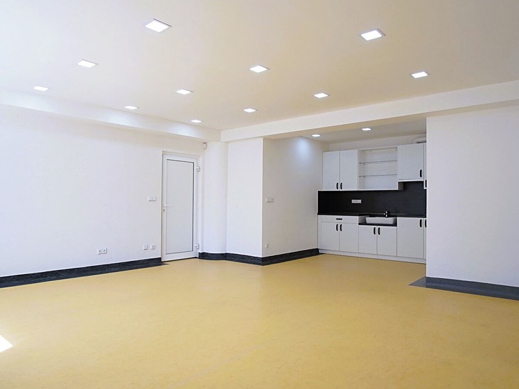 Pronájem obchodního prostoru 54 m² - foto 4