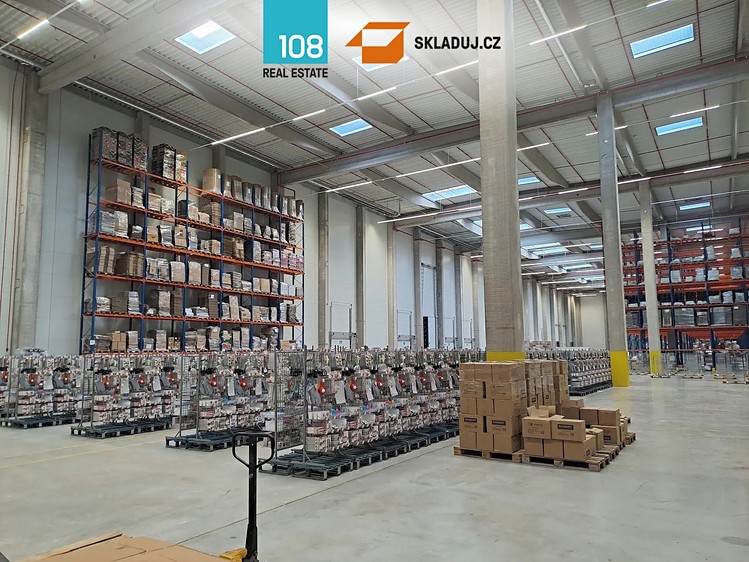 Pronájem skladového prostoru 7 000 m² - foto 5