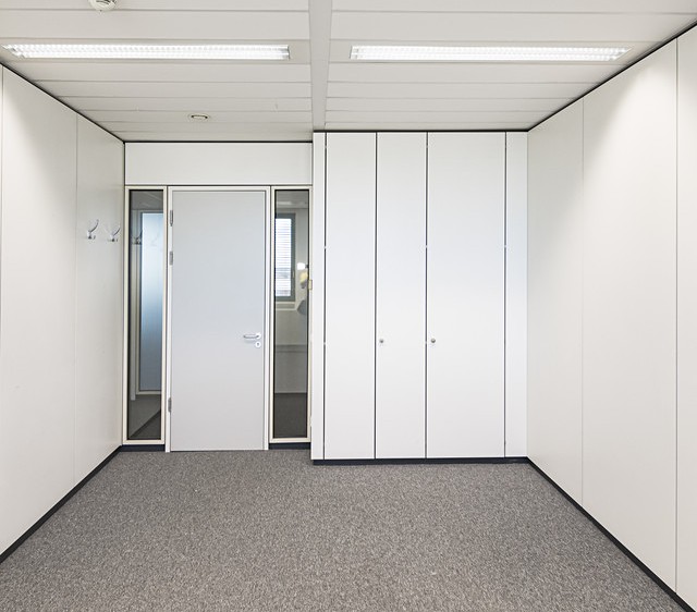 Pronájem kanceláře 46 m² - foto 4
