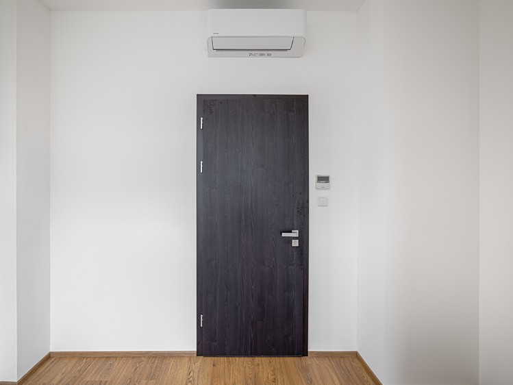 Pronájem kanceláře 20 m² - foto 8