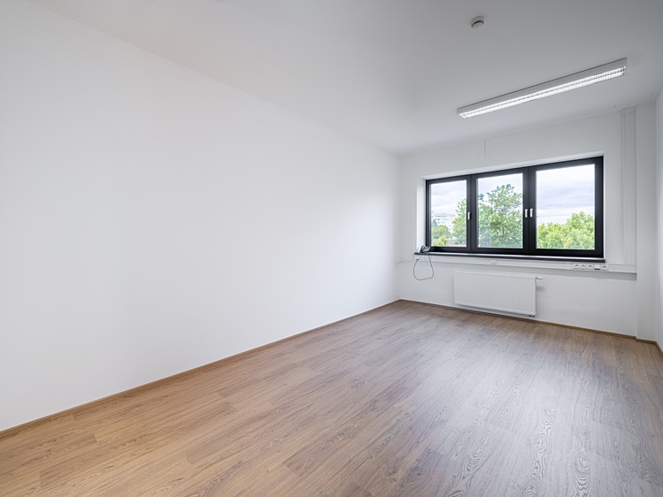Pronájem kanceláře 20 m² - foto 7