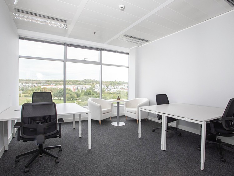 Pronájem kanceláře 60 m² - foto 1