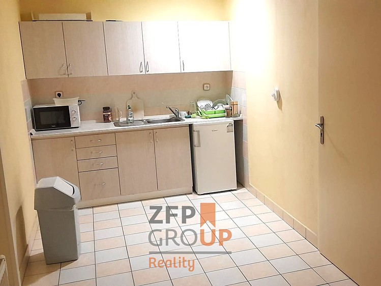 Pronájem kanceláře 28 m² - foto 5