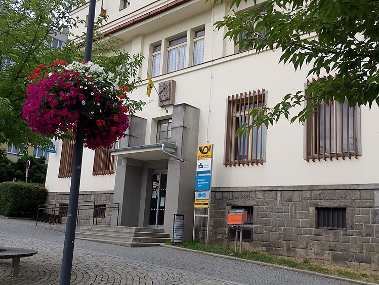 Pronájem kanceláře 55 m² - foto 1