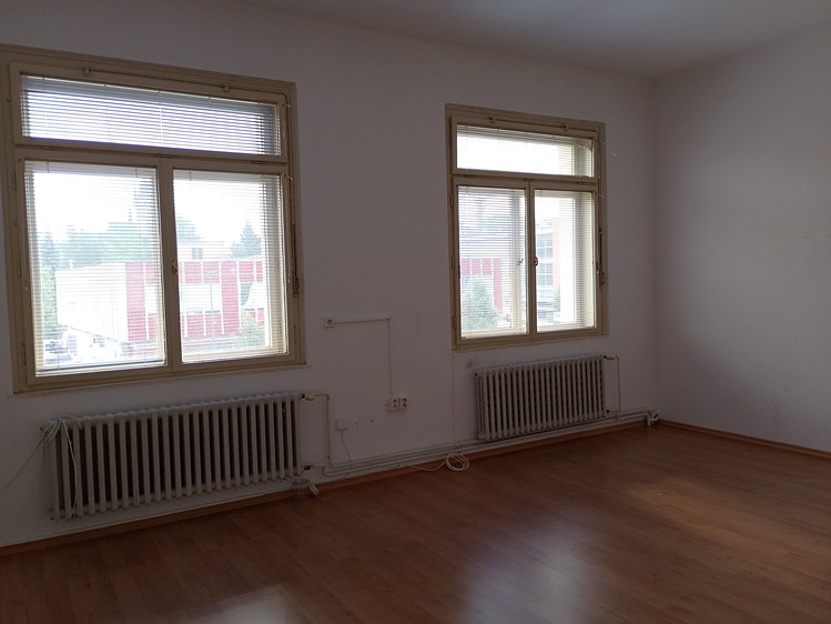 Pronájem kanceláře 55 m² - foto 4
